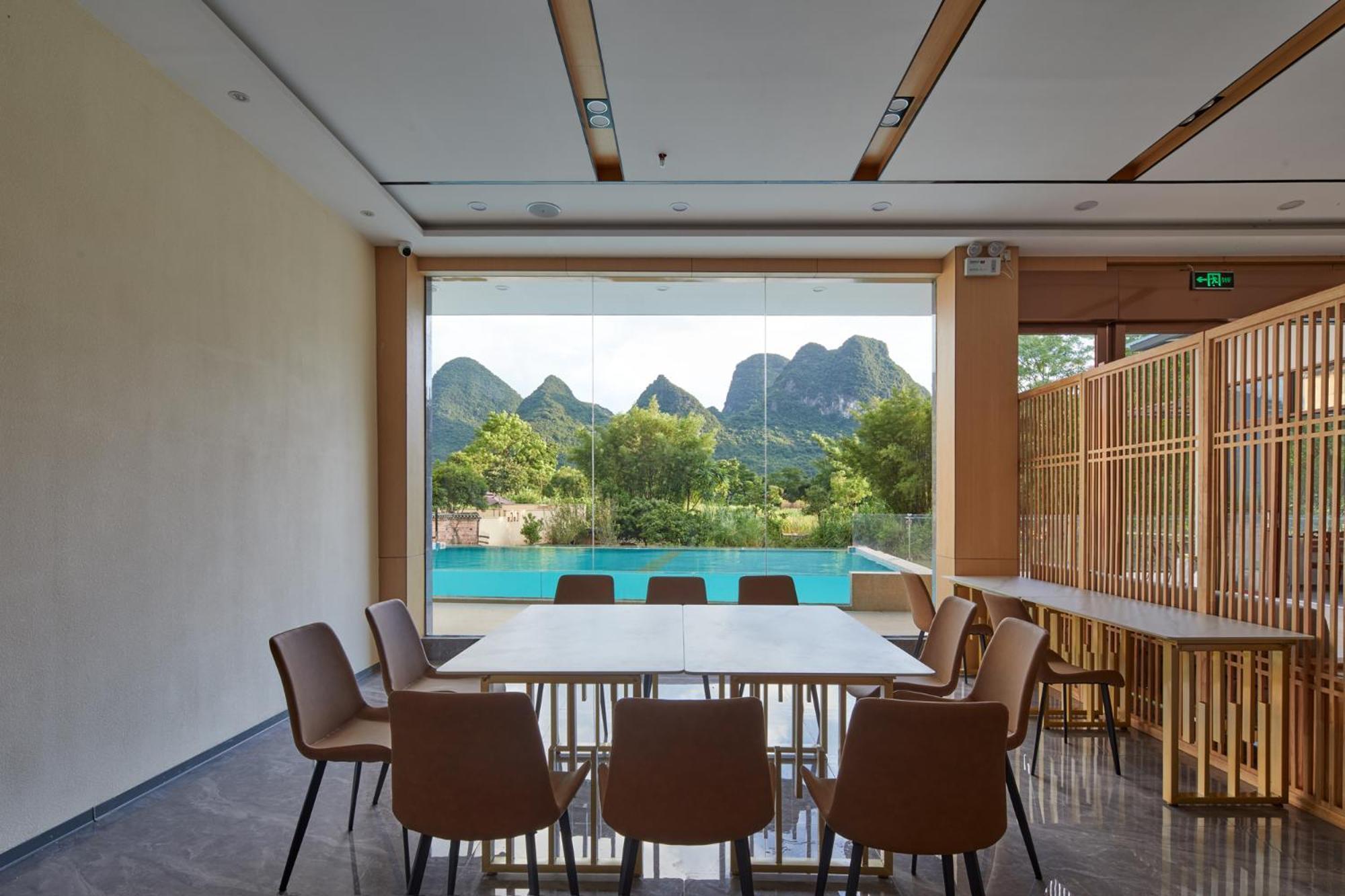 Yangshuo Fortune Lake Inn- One Way Free Pick Up From Airport Or Ts Over 3 Nights Exterior foto
